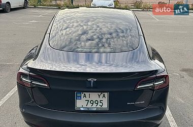 Седан Tesla Model 3 2021 в Борисполі