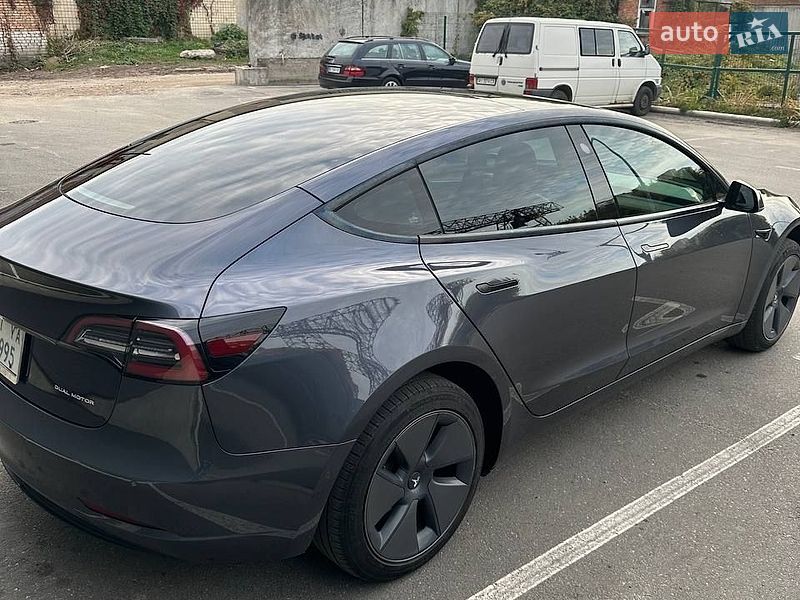 Седан Tesla Model 3 2021 в Борисполі