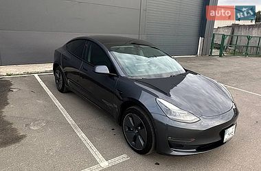 Седан Tesla Model 3 2021 в Борисполі