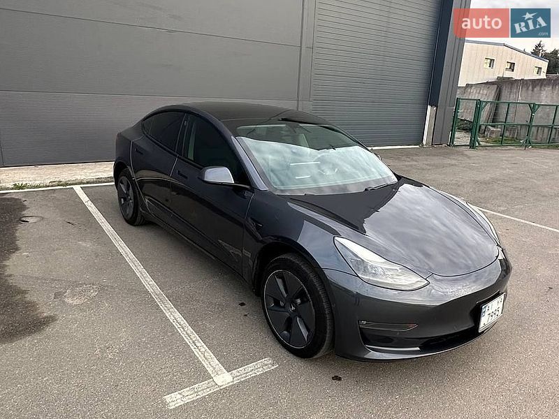 Седан Tesla Model 3 2021 в Борисполі