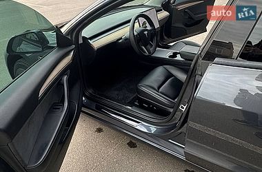 Седан Tesla Model 3 2021 в Борисполі