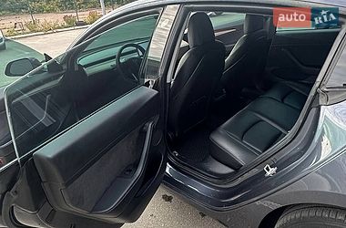 Седан Tesla Model 3 2021 в Борисполі