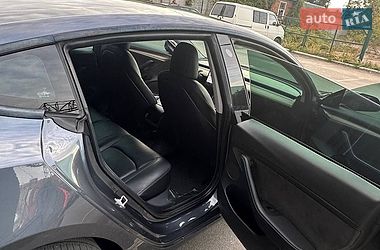 Седан Tesla Model 3 2021 в Борисполі