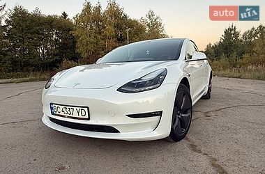 Седан Tesla Model 3 2019 в Трускавце