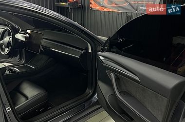 Седан Tesla Model 3 2023 в Харькове фото 3 Седан Tesla Model 3 2023 в Харькове