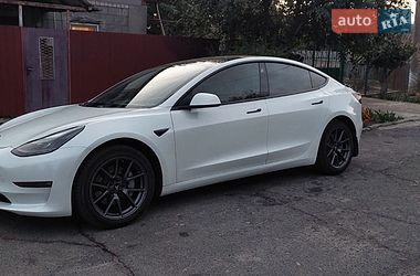 Седан Tesla Model 3 2020 в Очакові