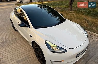Седан Tesla Model 3 2021 в Кам'янець-Подільському