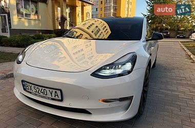 Седан Tesla Model 3 2021 в Кам'янець-Подільському