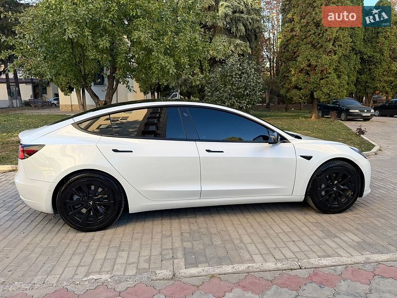 Седан Tesla Model 3 2021 в Кам'янець-Подільському