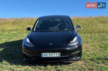 Седан Tesla Model 3 2020 в Вінниці