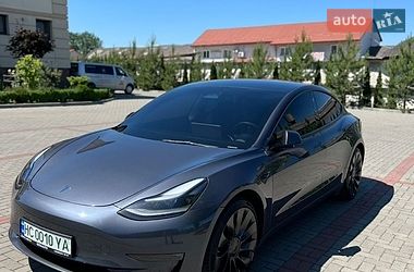 Седан Tesla Model 3 2023 в Золочеві