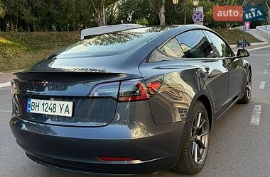 Седан Tesla Model 3 2021 в Одесі