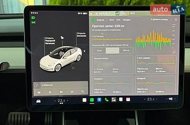 Седан Tesla Model 3 2019 в Одесі