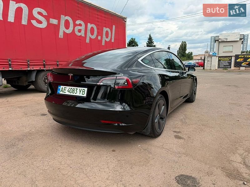 Седан Tesla Model 3 2019 в Кривом Роге