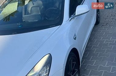 Седан Tesla Model 3 2018 в Луцьку
