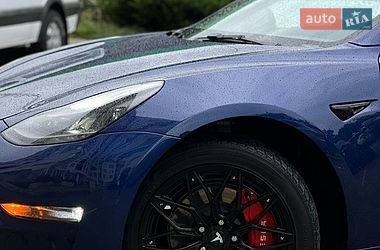 Седан Tesla Model 3 2022 в Одесі