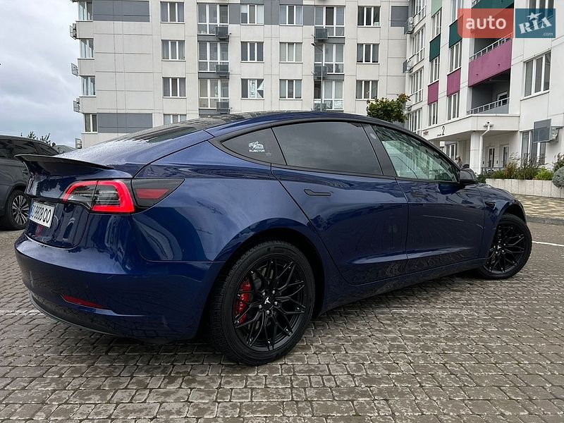 Седан Tesla Model 3 2022 в Одесі