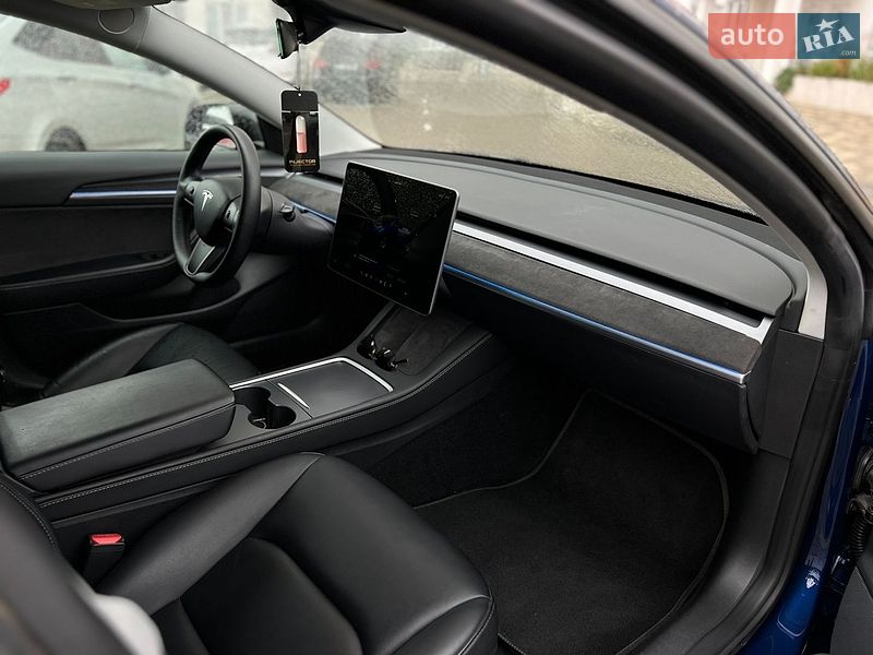 Седан Tesla Model 3 2022 в Одесі