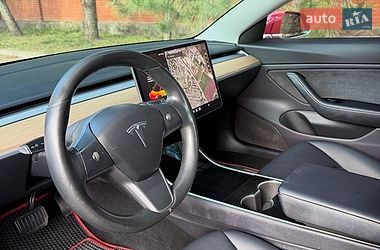 Седан Tesla Model 3 2018 в Львове