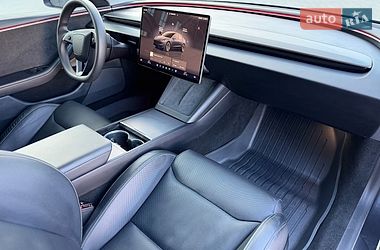 Седан Tesla Model 3 2024 в Дубно