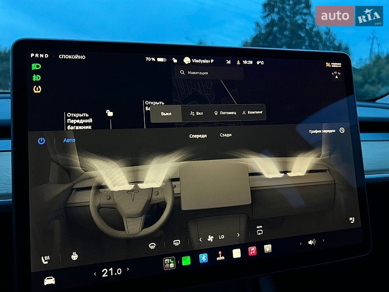 Седан Tesla Model 3 2021 в Луцке
