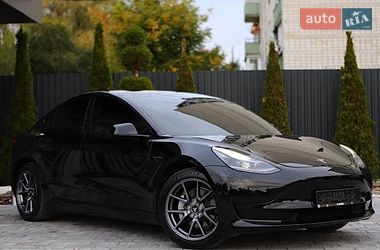 Седан Tesla Model 3 2023 в Дрогобыче