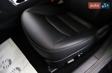 Седан Tesla Model 3 2023 в Дрогобыче