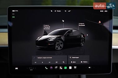Седан Tesla Model 3 2023 в Дрогобыче