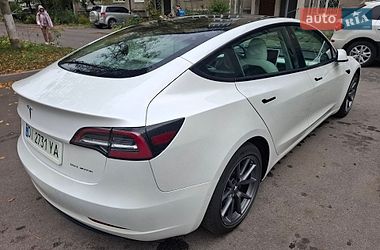 Седан Tesla Model 3 2021 в Вінниці