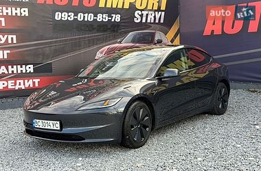 Седан Tesla Model 3 2024 в Стрию фото Седан Tesla Model 3 2024 в Стрию