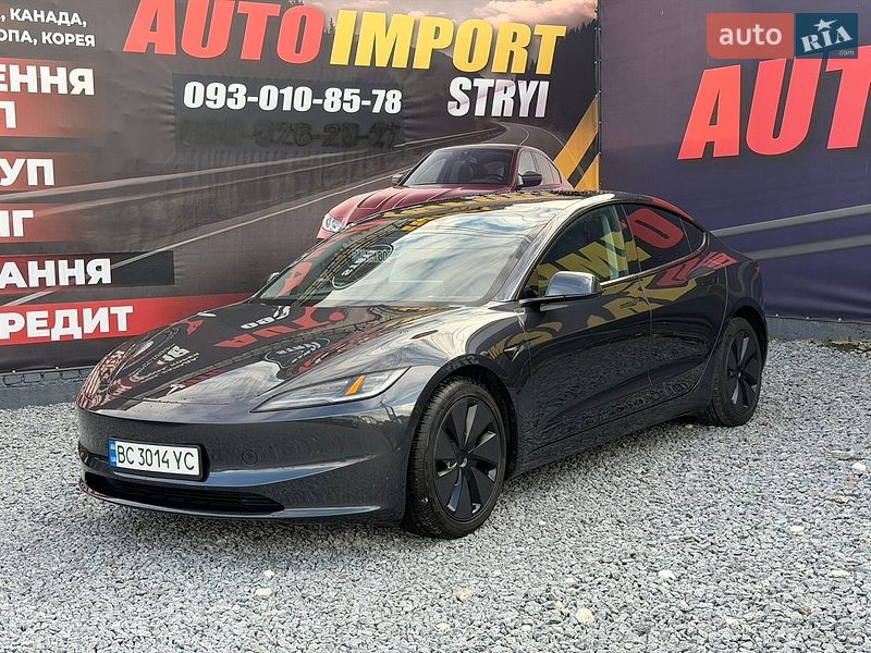 Седан Tesla Model 3 2024 в Стрию фото Седан Tesla Model 3 2024 в Стрию