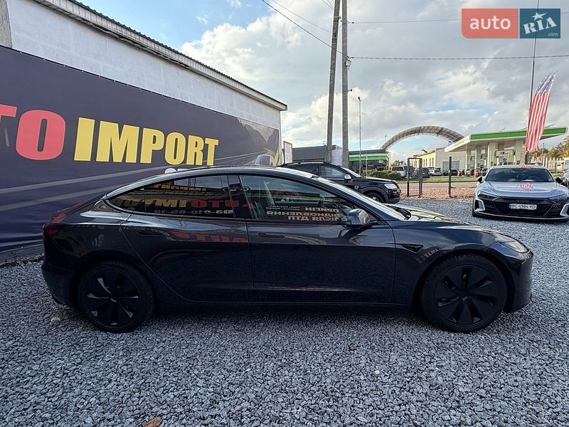 Седан Tesla Model 3 2024 в Стрию фото 8 Седан Tesla Model 3 2024 в Стрию