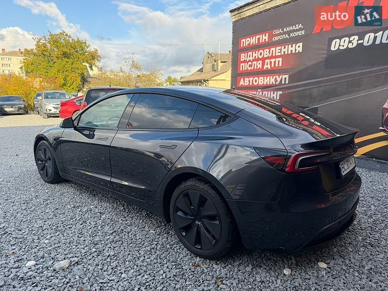 Седан Tesla Model 3 2024 в Стрию фото 5 Седан Tesla Model 3 2024 в Стрию