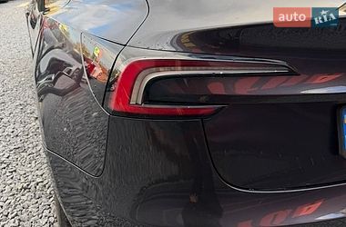 Седан Tesla Model 3 2024 в Стрию фото 13 Седан Tesla Model 3 2024 в Стрию