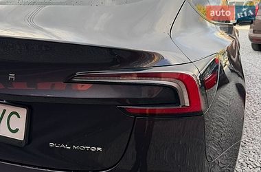 Седан Tesla Model 3 2024 в Стрию фото 12 Седан Tesla Model 3 2024 в Стрию