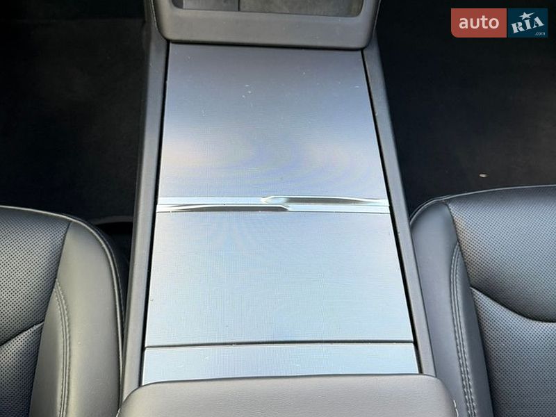 Седан Tesla Model 3 2024 в Стрию фото 28 Седан Tesla Model 3 2024 в Стрию
