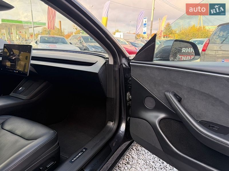 Седан Tesla Model 3 2024 в Стрию фото 26 Седан Tesla Model 3 2024 в Стрию