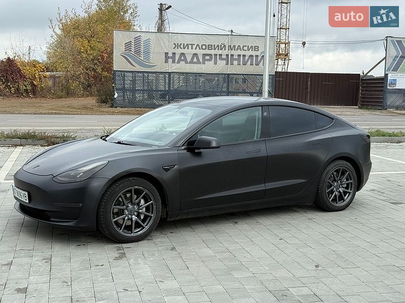 Седан Tesla Model 3 2020 в Ивано-Франковске