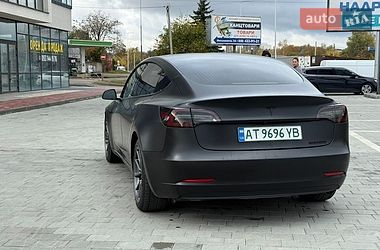 Седан Tesla Model 3 2020 в Ивано-Франковске