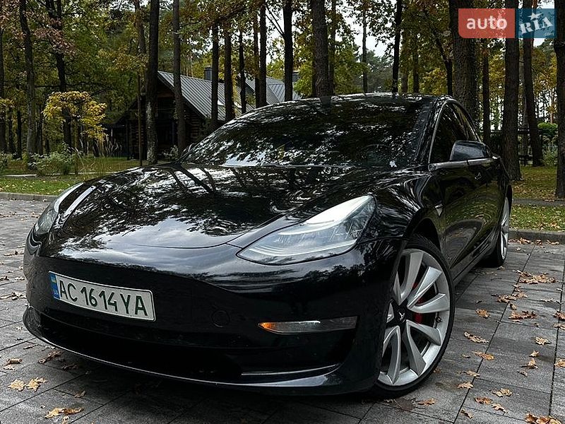 Tesla Model 3 2019 Tesla Model 3 2019