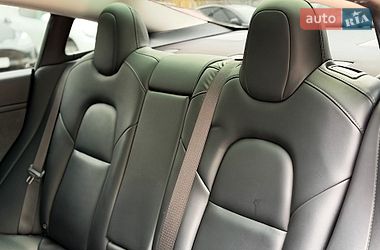Седан Tesla Model 3 2021 в Киеве фото 15 Седан Tesla Model 3 2021 в Киеве