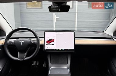 Седан Tesla Model 3 2021 в Киеве фото 18 Седан Tesla Model 3 2021 в Киеве