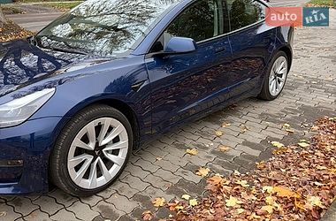 Седан Tesla Model 3 2022 в Сокалі