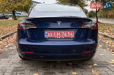 Седан Tesla Model 3 2022 в Сокале