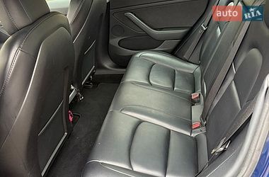 Седан Tesla Model 3 2022 в Сокалі