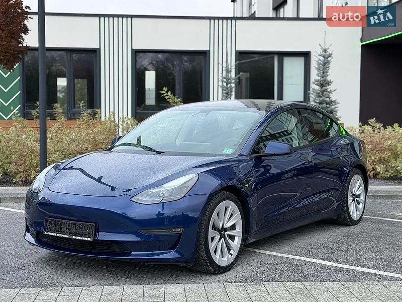 Tesla Model 3