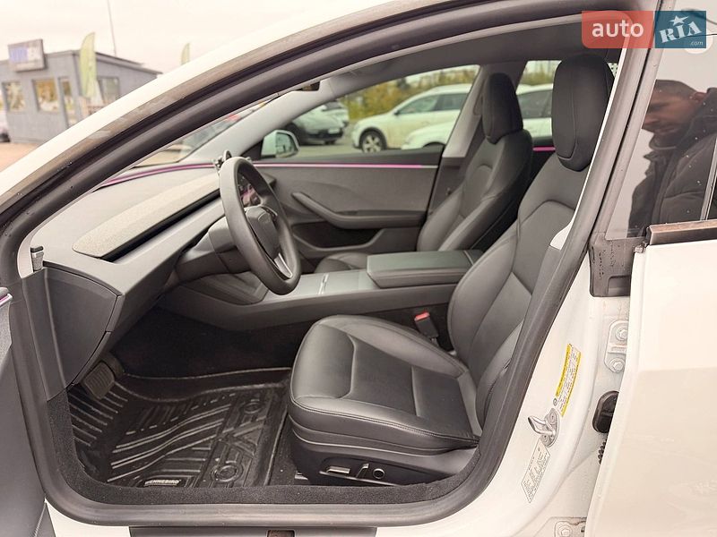 Седан Tesla Model 3 2025 в Кривому Розі фото 45 Седан Tesla Model 3 2025 в Кривому Розі