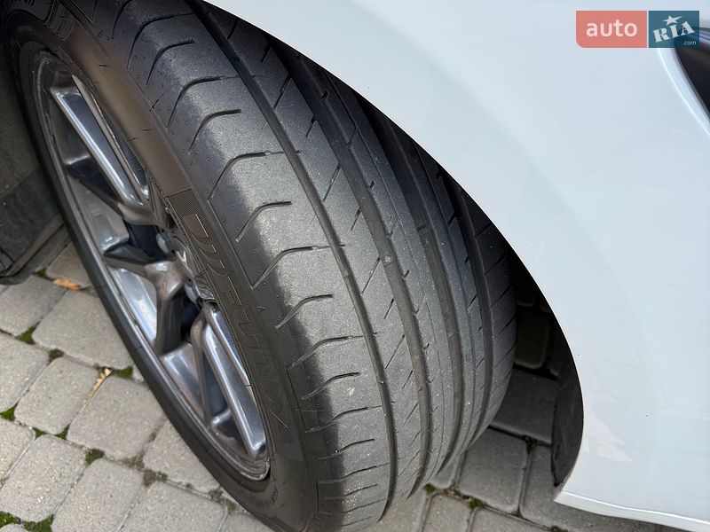 Седан Tesla Model 3 2021 в Одесі