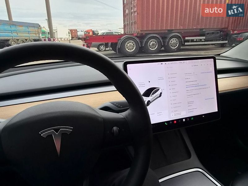 Седан Tesla Model 3 2021 в Одесі