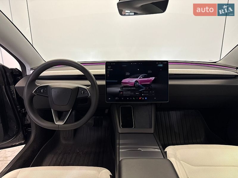 Седан Tesla Model 3 2024 в Одессе